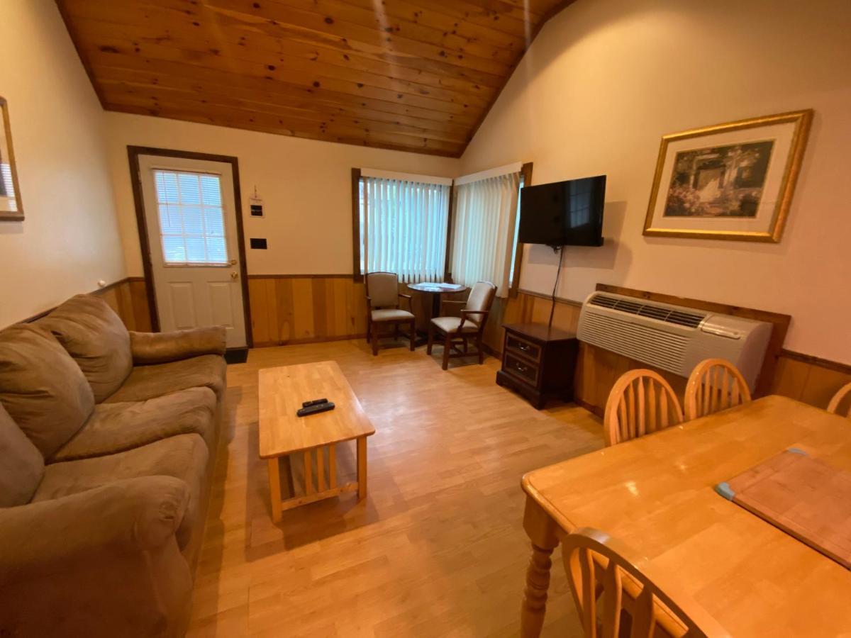 Boulders Resort Лейк Джордж Екстериор снимка